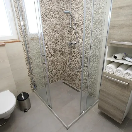 Ivka Apartment